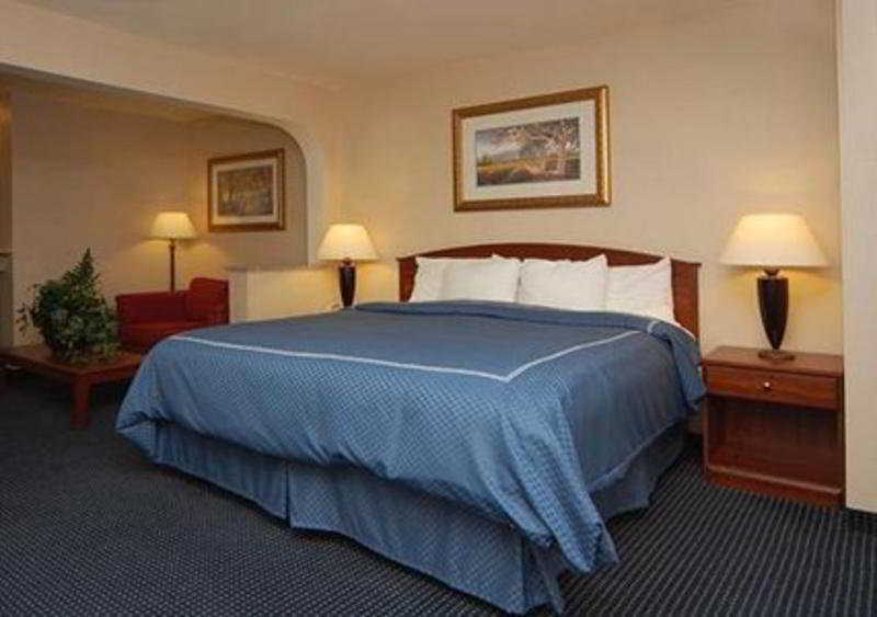 Comfort Suites Clovis Exteriör bild